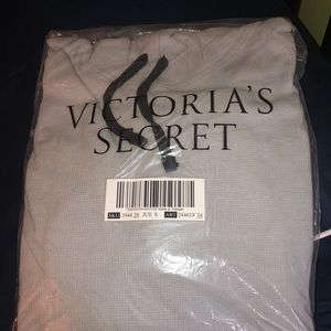 Slouchy waffle pullover